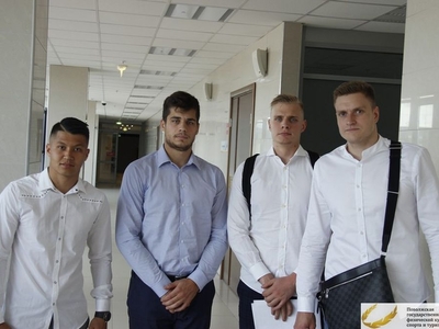 Спортивные "звезды" академии сдают экзамены 