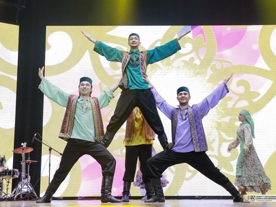 III региональный этнокультурный фестиваль «Иҗат аша тынычлык һәм бердәмлеккә - Творчество мира и согласия» / Фото: Амалия Рязанская, Павел Железняк