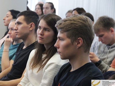 Профессор Владимир Платонов в Поволжской академии спорта 