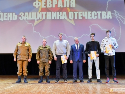 Концерт к Дню защитника Отечества / Фото: Павел Железняк