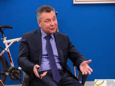 Встреча ректора Академии с волонтерами Универсиады-2019 / Фото Ринас Шириев
