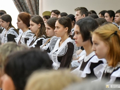 Мероприятие ко Дню защитника Отечества в гимназии №139 / Фото: Павел Железняк