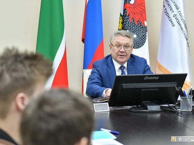 Встреча ректора со студентами, обучающимися по интегрированной программе / Фото: Павел Железняк