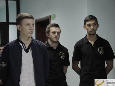 Встреча первокурсников в общежитии, в 29-м и 30-м домах / Фото Аделя Саитова 