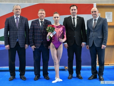 Чемпионат ПФО по спортивной гимнастике среди женщин. Открытие / Фото: Павел Железняк