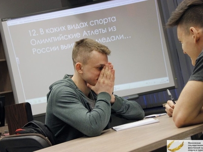 Интеллектуальная игра "Знатоки" факультета ФК/Фото Шириев Ринас