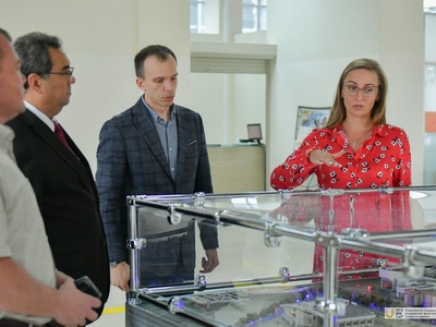 Визит ректора Бухарского госуниверситета Обиджона Хамидова в университет / Фото: Павел Железняк