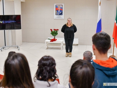 Открытие мемориальной доски памяти выпускника вуза Дмитрия Усова / Фото: Павел Железняк