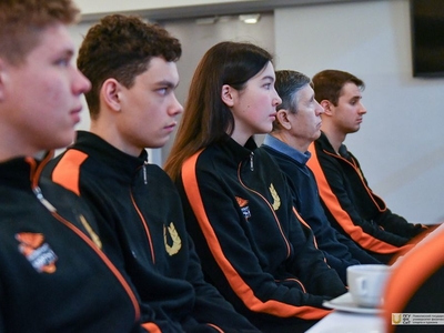 Встреча ректора с командой университета по плаванию. Награждение Спартакиады вузов РТ / Фото: Павел Железняк