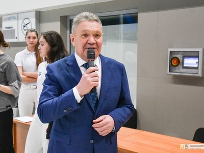 Встреча ректора с командой университета по плаванию. Награждение Спартакиады вузов РТ / Фото: Павел Железняк