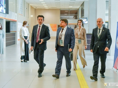 Визит замминистра экономического развития РФ Дмитрия Вахрукова в Поволжский университет / Фото: Павел Железняк