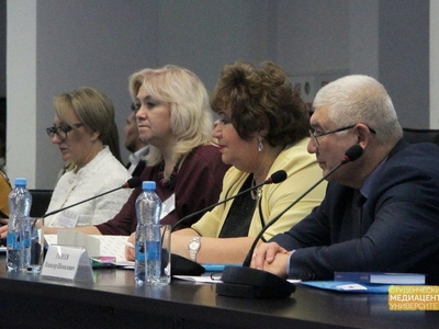 Круглый стол и работа по секциям Всероссийской конференции «Доминанты психолого-педагогического мастерства» / Фото: Валерия Майнагашева, Амалия Рязанская, Павел Железняк