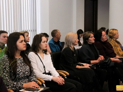 Круглый стол и работа по секциям Всероссийской конференции «Доминанты психолого-педагогического мастерства» / Фото: Валерия Майнагашева, Амалия Рязанская, Павел Железняк