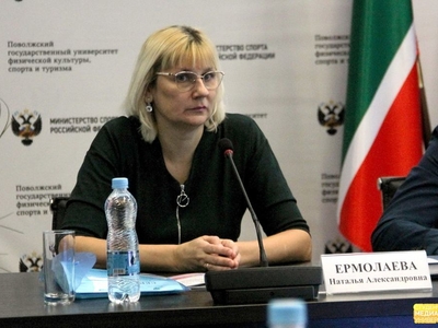 Круглый стол и работа по секциям Всероссийской конференции «Доминанты психолого-педагогического мастерства» / Фото: Валерия Майнагашева, Амалия Рязанская, Павел Железняк