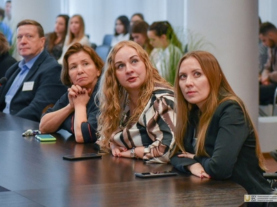 Пленарное заседание Всероссийской конференции «Доминанты психолого-педагогического мастерства» / Фото: Павел Железняк