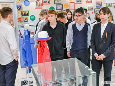 Экскурсия по УЛК 9-классников средней школы №89 Казани / Фото: Павел Железняк