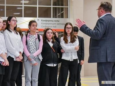 Экскурсия по УЛК 9-классников средней школы №89 Казани / Фото: Павел Железняк