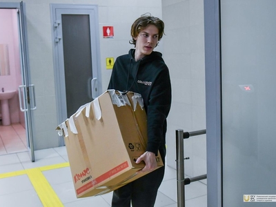 Отправка гуманитарной помощи военнослужащим / Фото: Павел Железняк