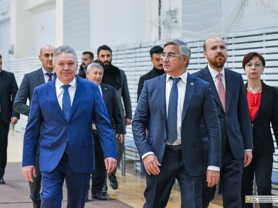 Билял Эрдоган с турецкой делегацией посетил Университет / Фото: Павел Железняк