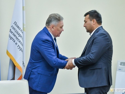 Встреча ректора c начальником Управления развития спорта Ташкентской области / Фото: Павел Железняк
