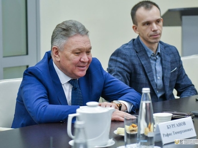 Встреча ректора c начальником Управления развития спорта Ташкентской области / Фото: Павел Железняк