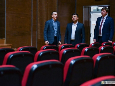 Встреча ректора c начальником Управления развития спорта Ташкентской области / Фото: Павел Железняк