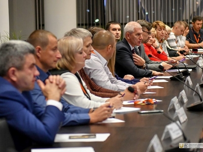 I Всероссийский форум ШСК: встреча С. Кравцова и О. Матыцина с учителями физической культуры / Фото: Павел Железняк