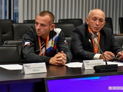 I Всероссийский форум ШСК: встреча С. Кравцова и О. Матыцина с учителями физической культуры / Фото: Павел Железняк