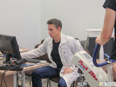 Обследование игроков БК «Казаночка» / Фото: Ирина Охотникова