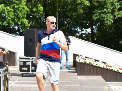 Утренняя зарядка от Олимпийского чемпиона Ильи Захарова для детей в рамках международных соревнований «Игры Дружбы» / Фото: Ирина Охотникова 