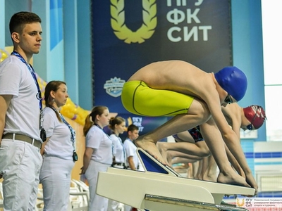 Открытие Кубка ректора по плаванию, памяти Дмитрия Усова / Фото: Павел Железняк