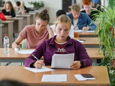 Вступительные испытания. Русский язык / Фото: Павел Железняк