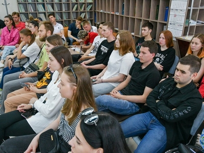 Лекторий «Диалог с автором». «Новые тенденции деструктивных молодежных идеологий» / Фото: Павел Железняк