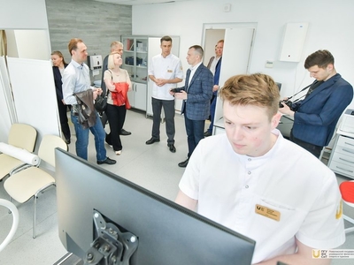 Экскурсия по объектам университета участников международной научно-практической конференции / Фото: Павел Железняк