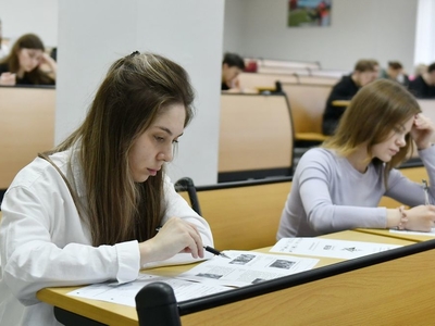 Международная историческая акция "Диктант Победы" / Фото: Ясмина Нафикова, Павел Железняк