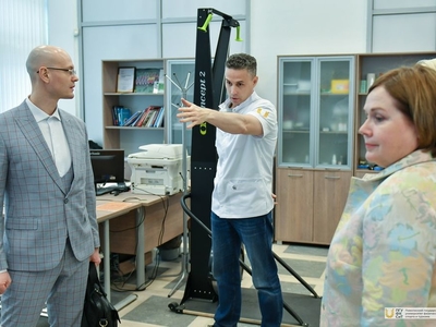 Экскурсия участников научно-практической конференции с участием представителей государств-участников СНГ, БРИКС / Фото: Павел Железняк