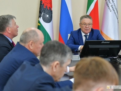 Совещание о начале подготовки тренеров по гольфу в Поволжском университете / Фото: Павел Железняк