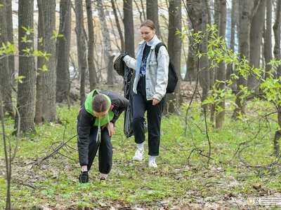 Субботник с участием ректора университета / Фото: Павел Железняк