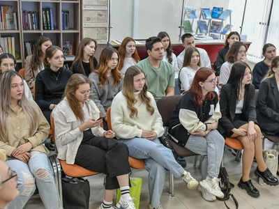 Мастер-класс от преподавателя и биолога Чарльза Эмене (Канада) / Фото: Павел Железняк