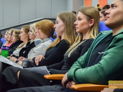 Встреча студентов с выпускниками Поволжского университета / Фото: Илина Салихова