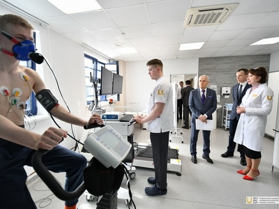 Геннадий Онищенко на объектах Поволжского университета / Фото: Павел Железняк