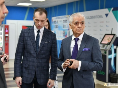 Геннадий Онищенко на объектах Поволжского университета / Фото: Павел Железняк