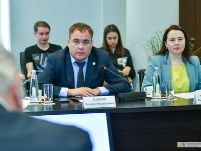 Выездное заседание Комитета Госсовета РТ по экономике, инвестициям и предпринимательству / Фото: Павел Железняк