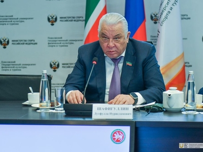 Выездное заседание Комитета Госсовета РТ по экономике, инвестициям и предпринимательству / Фото: Павел Железняк