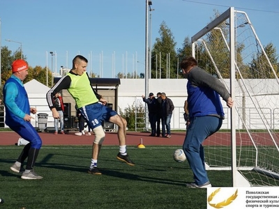 Соревнования по мини-футболу среди преподавателей и сотрудников / Фото: Евгения Осипова