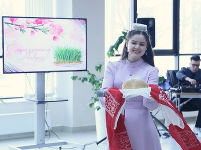 Навруз. Праздник глазами студентов университета / Фото: Ралина Фаваризова, Павел Железняк