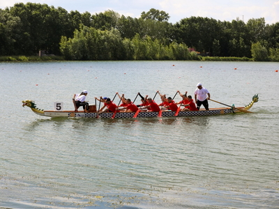 Заезд на лодках «Дракон» в рамках Кубка РТ по гребле на байдарках и каноэ
