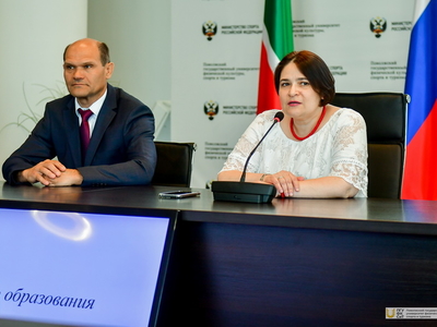 Выпускной Института заочного образования. Фото: Павел Железняк