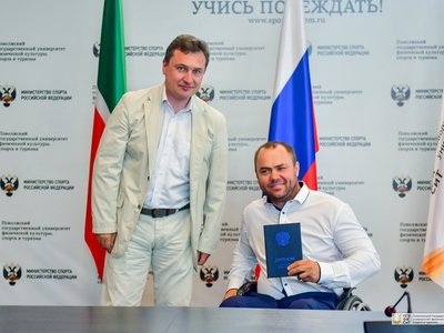 Выпускной Института заочного образования. Фото: Павел Железняк