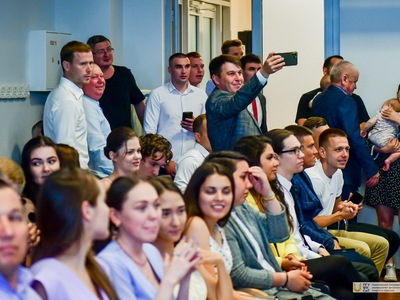 Выпускной Института заочного образования. Фото: Павел Железняк